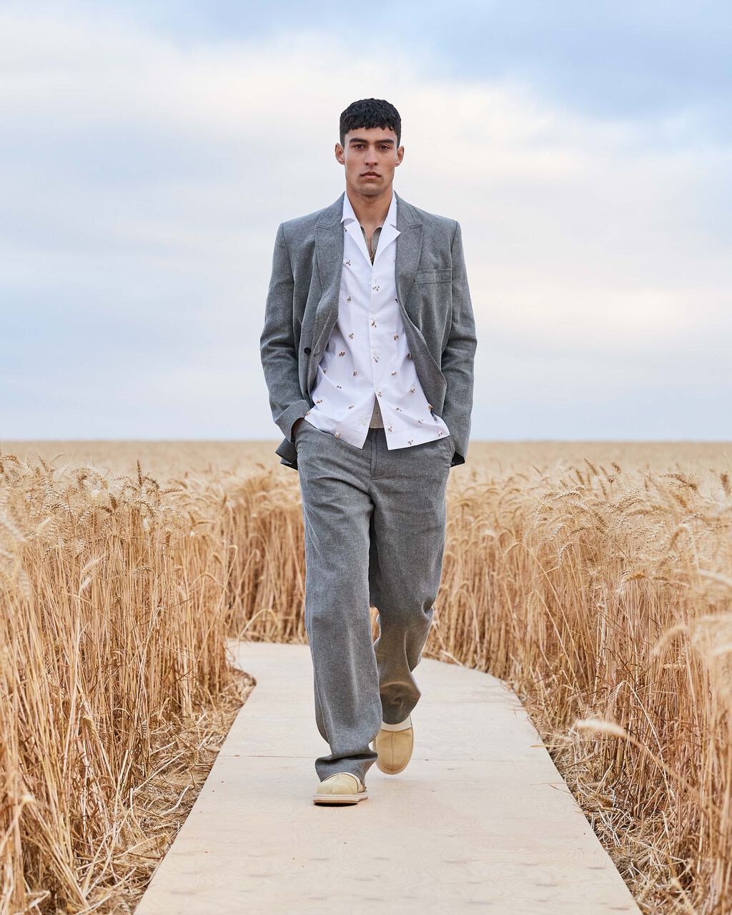 Look 14